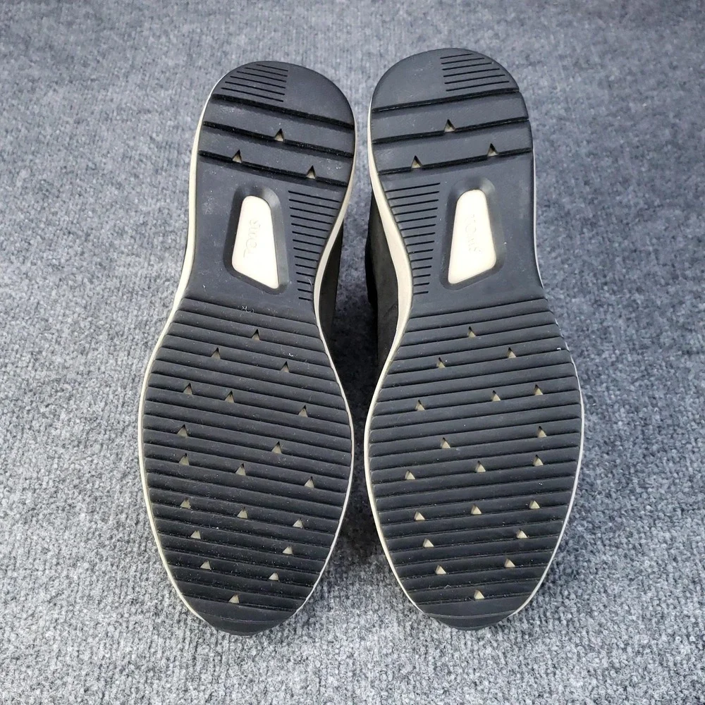 Toms Skully Boots Mens Size 11.5‎ Gray Black High Top Shoes Hiking Outdoor